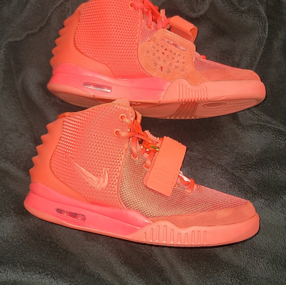 NIKE AIR YEEZY RED OCTOBER s ,11